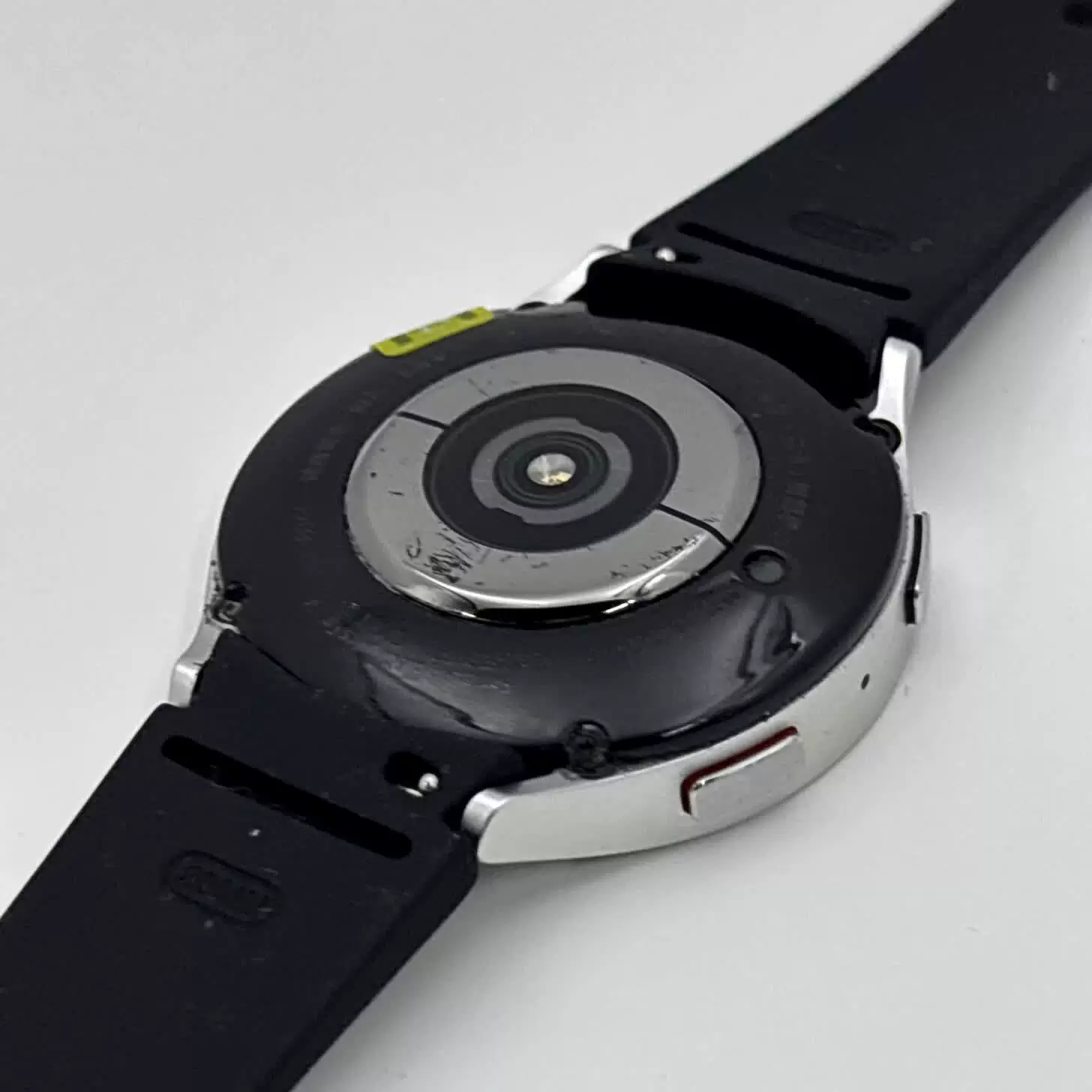 品牌:Samsung/三星
型号:Samsung Galaxy Watch 6
成色:轻微使用痕迹
连接方式:蓝牙连接
功能:心率检测 - 图片 6