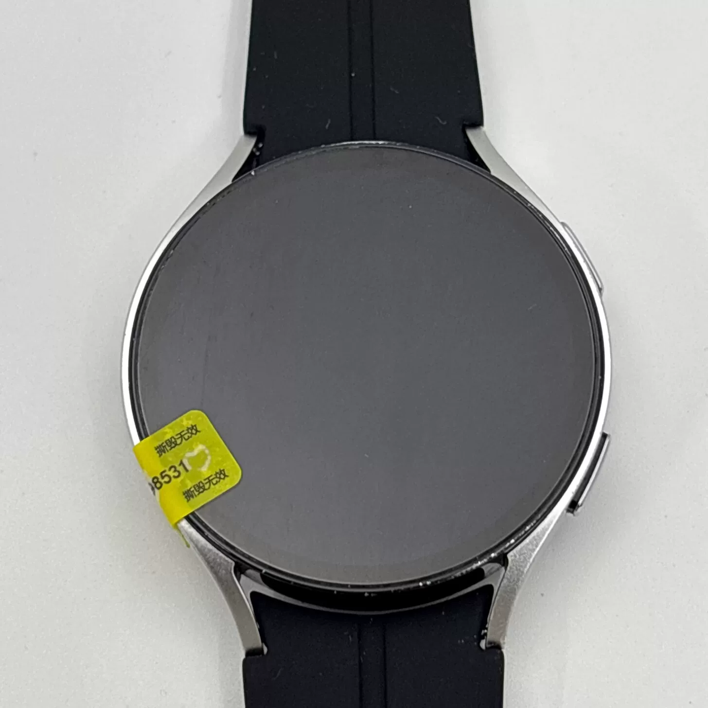 品牌:Samsung/三星
型号:Samsung Galaxy Watch 6
成色:轻微使用痕迹
连接方式:蓝牙连接
功能:心率检测 - 图片 2