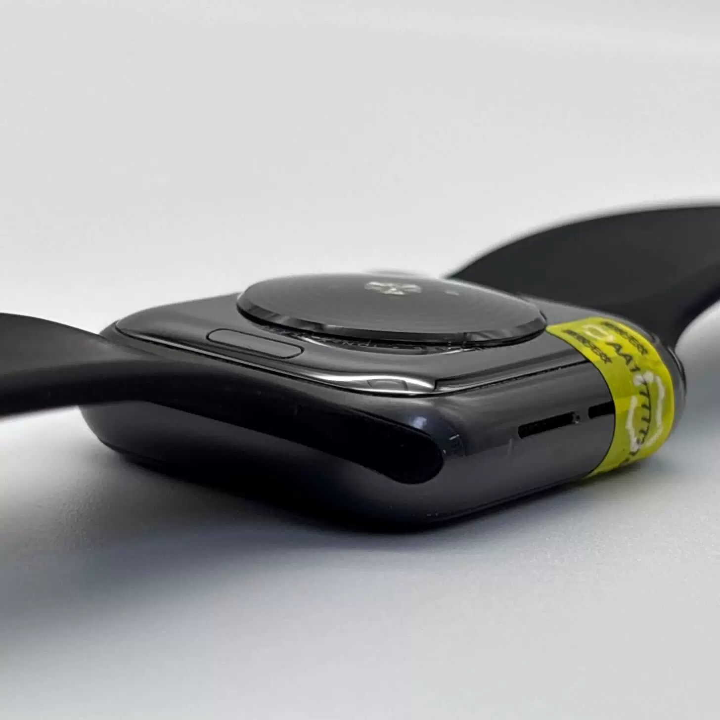 品牌:Apple/苹果
型号:Apple Watch SE
成色:轻微使用痕迹
功能:GPS - 图片 4
