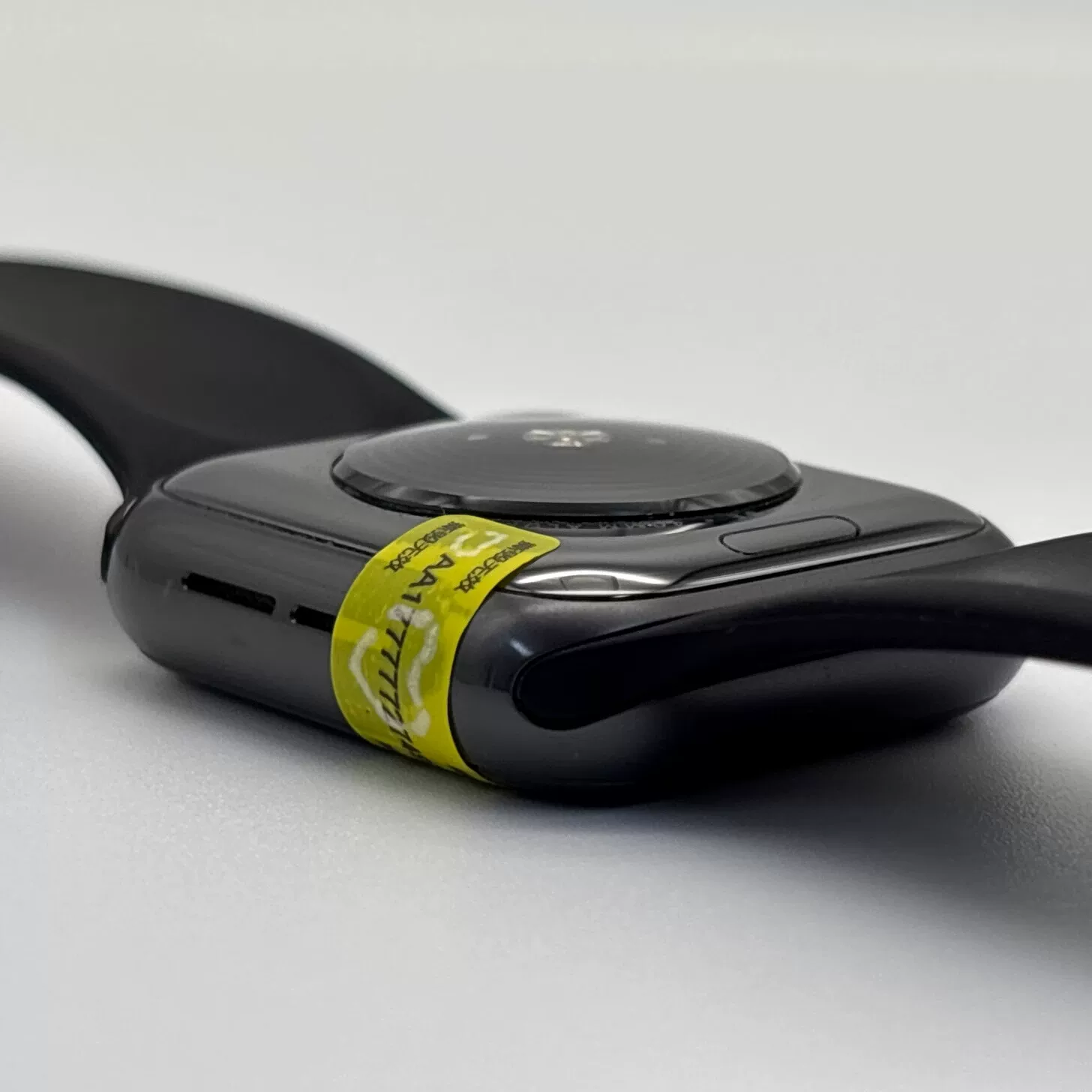品牌:Apple/苹果
型号:Apple Watch SE
成色:轻微使用痕迹
功能:GPS - 图片 5